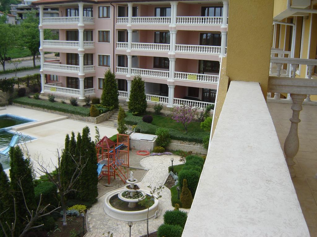 Byala Palace Apartments Exterior foto
