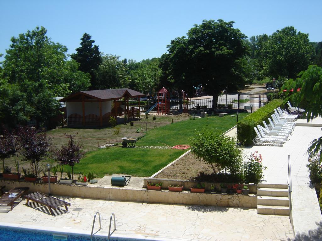 Byala Palace Apartments Exterior foto